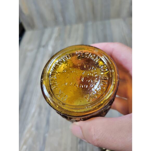 Vintage Miniature Oil Lamp, Amber Faux Stained Glass Hong Kong - Picture 5 of 6